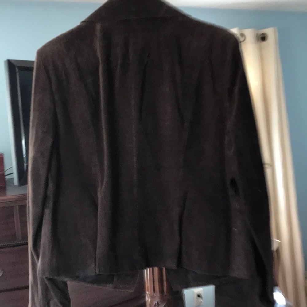 Anne Klein suede jacket in good condition. - Picture 3 of 4